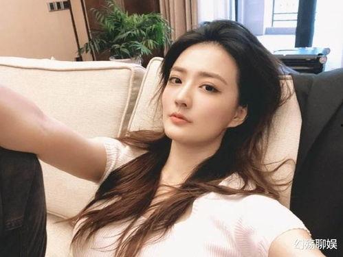 徐璐是什么背景,从影视新星到时尚偶像的蜕变之路